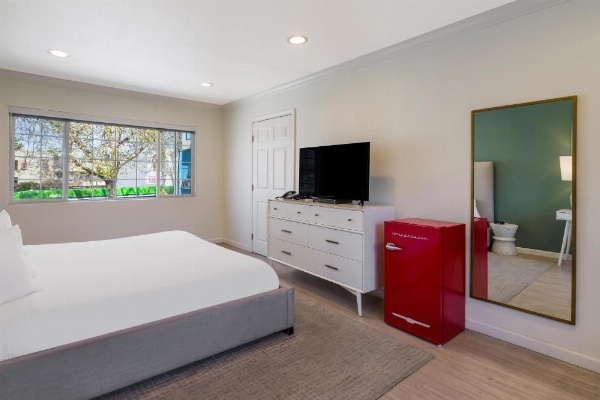 Signature Inn Oakland image 48